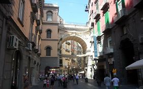 Incanto A Chiaia