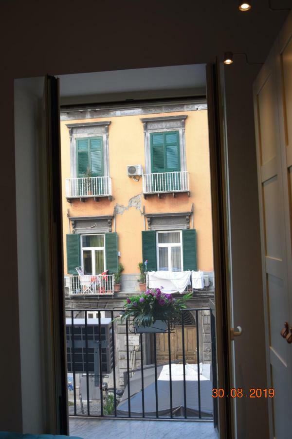 Incanto A Chiaia Naples Exterior photo